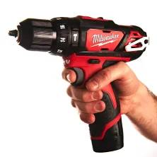 Дрель-шуруповерт аккумуляторный Milwaukee M12 BPD-202С (2 АКБ * 2 Ач; case)